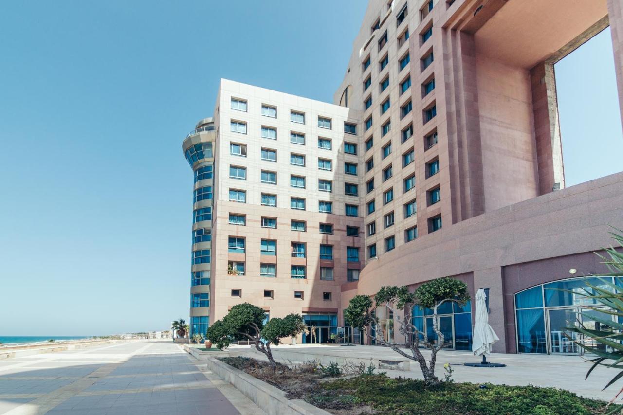 Almog Beach Apt Hotel מלון דירות אלמוג ביץ' حيفا المظهر الخارجي الصورة