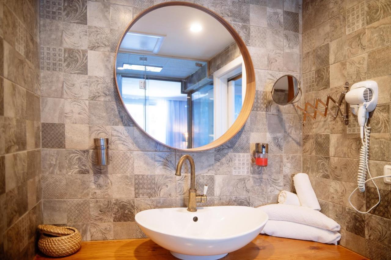 Almog Beach Apt Hotel מלון דירות אלמוג ביץ' حيفا المظهر الخارجي الصورة
