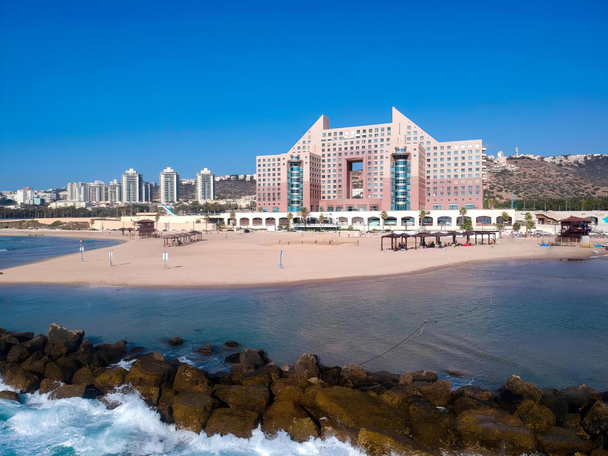 Almog Beach Apt Hotel מלון דירות אלמוג ביץ' حيفا المظهر الخارجي الصورة